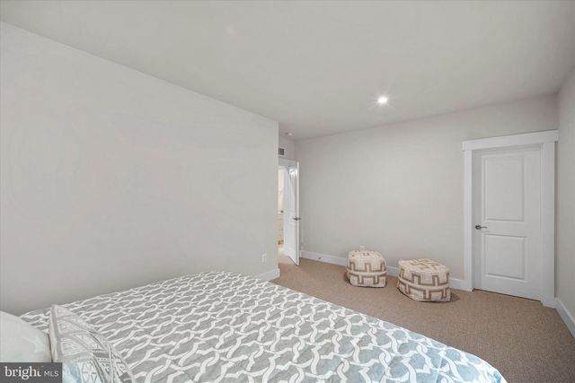 43441 BETTYS FARM DR, Chantilly, VA 20152