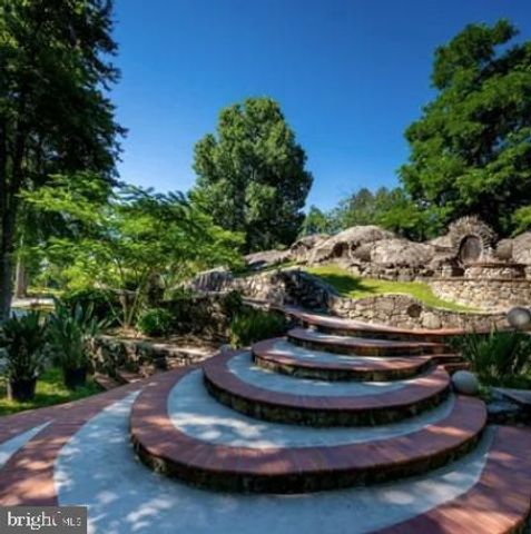 43441 BETTYS FARM DR, Chantilly, VA 20152