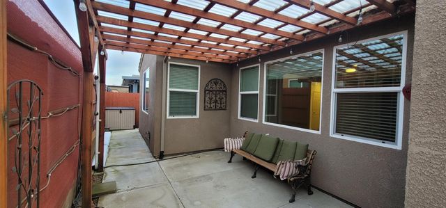 2153 Lombard Lane, Clovis, CA 93619