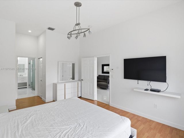 14205 NW 21st St, Pembroke Pines, FL 33028