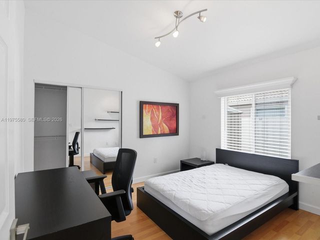 14205 NW 21st St, Pembroke Pines, FL 33028