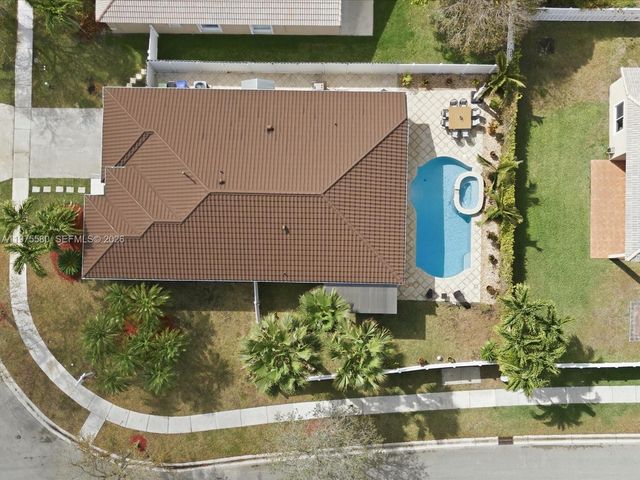 14205 NW 21st St, Pembroke Pines, FL 33028