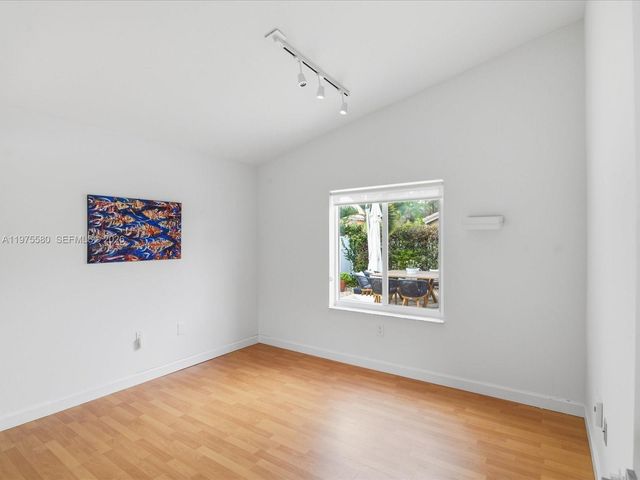 14205 NW 21st St, Pembroke Pines, FL 33028