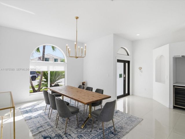 14205 NW 21st St, Pembroke Pines, FL 33028