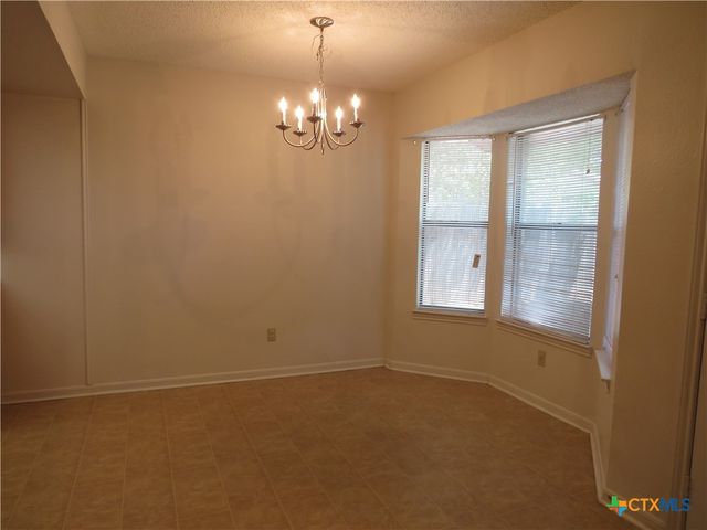 2012 Starlight Drive, Killeen, TX 76543