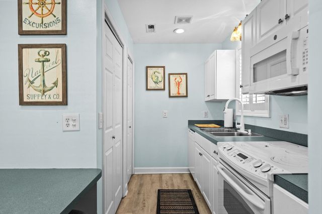 6001 - 5237 S Kings Hwy., Myrtle Beach, SC 29575