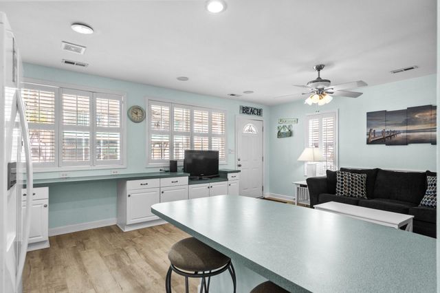 6001 - 5237 S Kings Hwy., Myrtle Beach, SC 29575