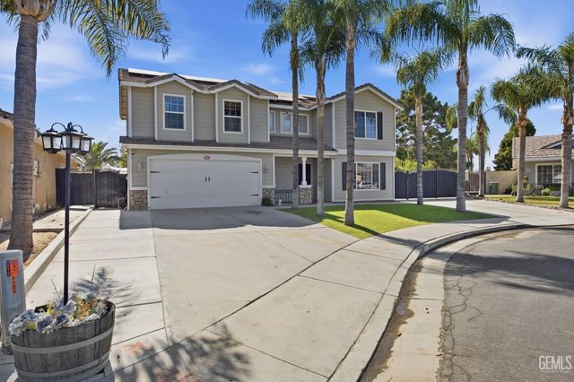 6424 Green Garden Drive, Bakersfield, CA 93313