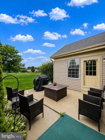 6-B PATRICK HENRY CT, Monroe Township, NJ 08831