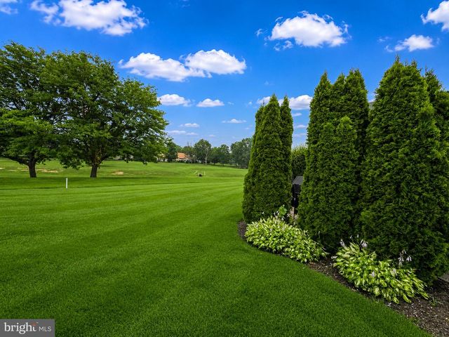 6-B PATRICK HENRY CT, Monroe Township, NJ 08831
