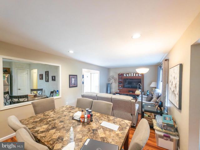 6-B PATRICK HENRY CT, Monroe Township, NJ 08831