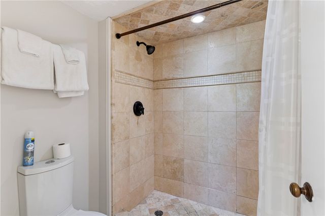 1470 Wood Ave 203, St Simons Island, GA 31522