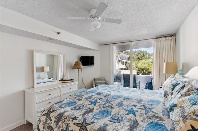 1470 Wood Ave 203, St Simons Island, GA 31522