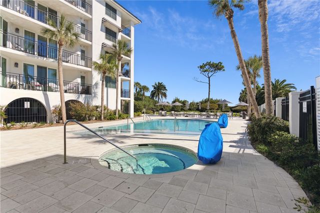 1470 Wood Ave 203, St Simons Island, GA 31522