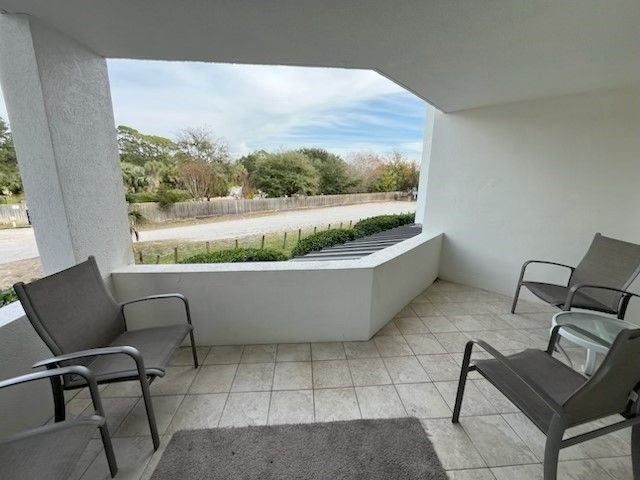 1470 Wood Ave 203, St Simons Island, GA 31522