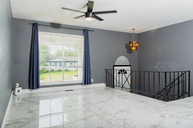304 Hamrick Avenue, Romeoville, IL 60446