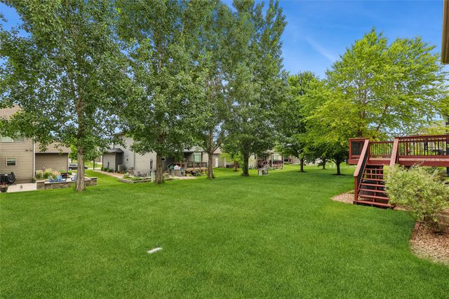 16651 Oakbrook Drive, Clive, IA 50325