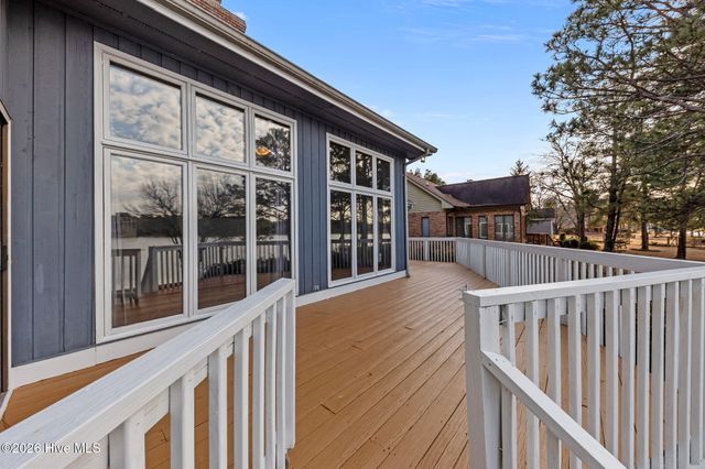 144 Overlook Drive, West End, NC 27376