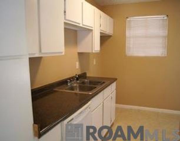 1218 Boreas Dr, Baton Rouge, LA 70816