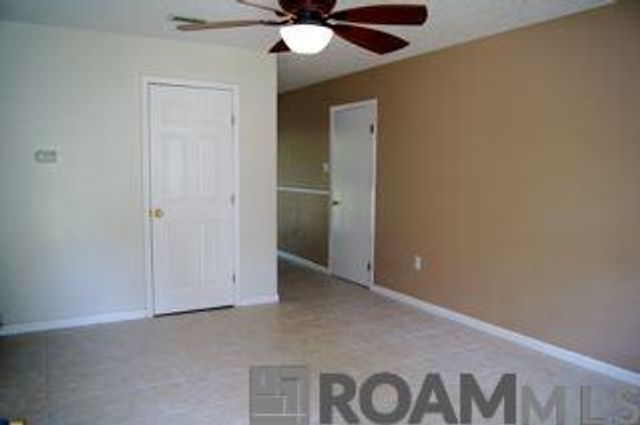 1218 Boreas Dr, Baton Rouge, LA 70816