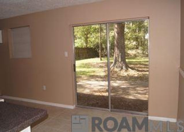 1218 Boreas Dr, Baton Rouge, LA 70816