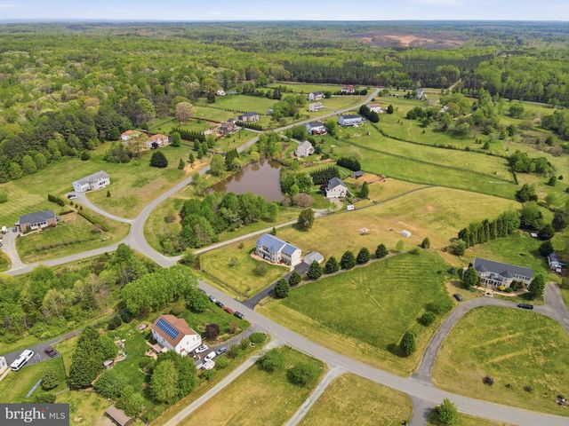 51 EQUESTRIAN DR, Stafford, VA 22556