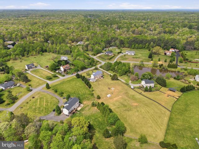 51 EQUESTRIAN DR, Stafford, VA 22556