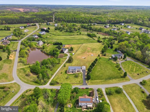 51 EQUESTRIAN DR, Stafford, VA 22556