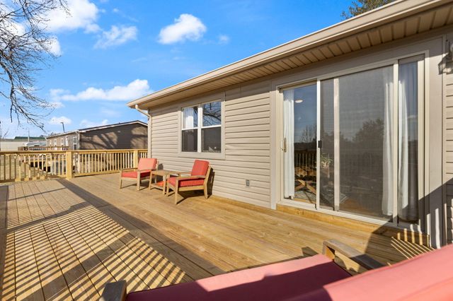 440 E Spencer Road, Campton, KY 41301