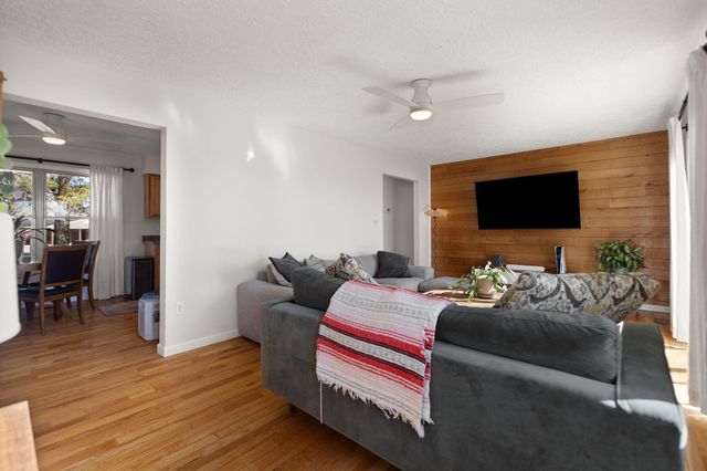 440 E Spencer Road, Campton, KY 41301