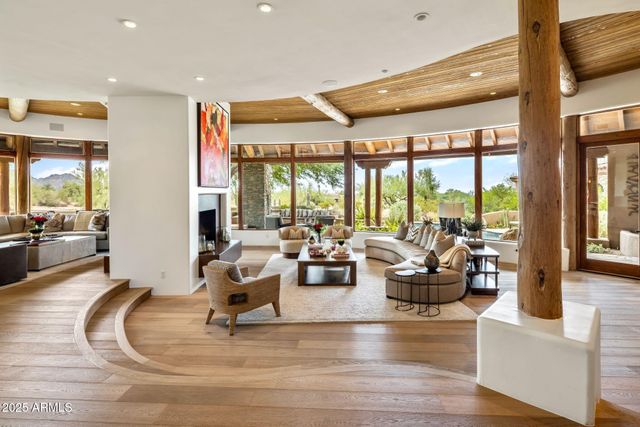 9290 E THOMPSON PEAK Parkway 463, Scottsdale, AZ 85255