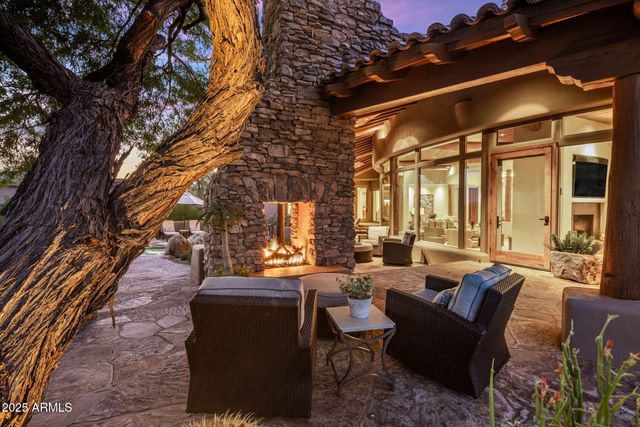 9290 E THOMPSON PEAK Parkway 463, Scottsdale, AZ 85255