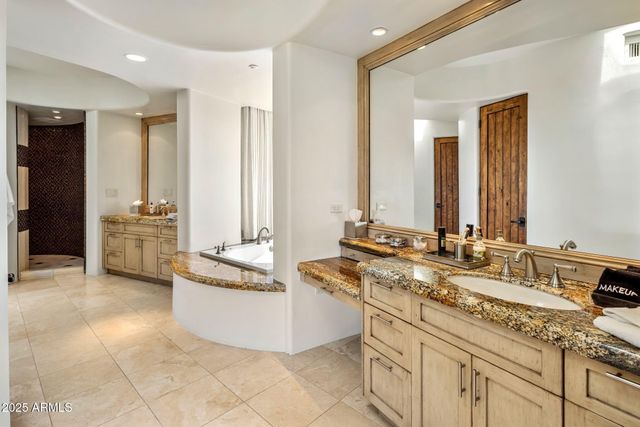 9290 E THOMPSON PEAK Parkway 463, Scottsdale, AZ 85255