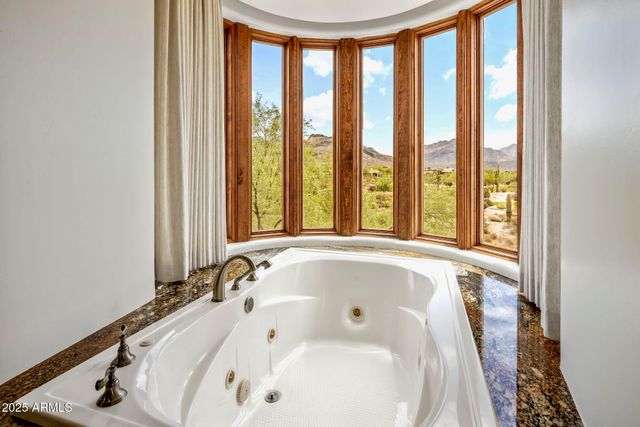 9290 E THOMPSON PEAK Parkway 463, Scottsdale, AZ 85255