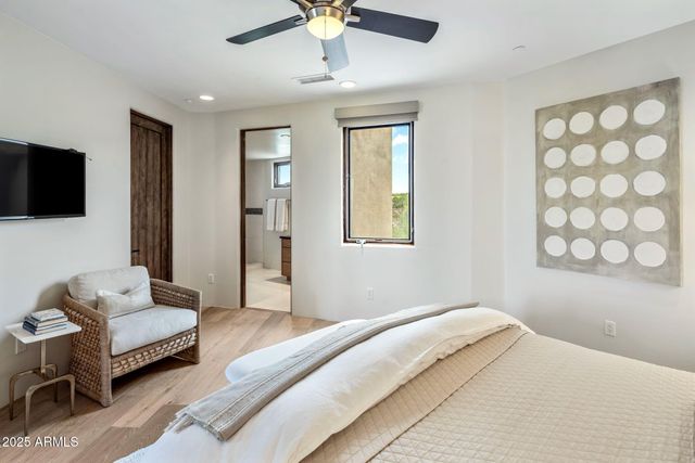 9290 E THOMPSON PEAK Parkway 463, Scottsdale, AZ 85255