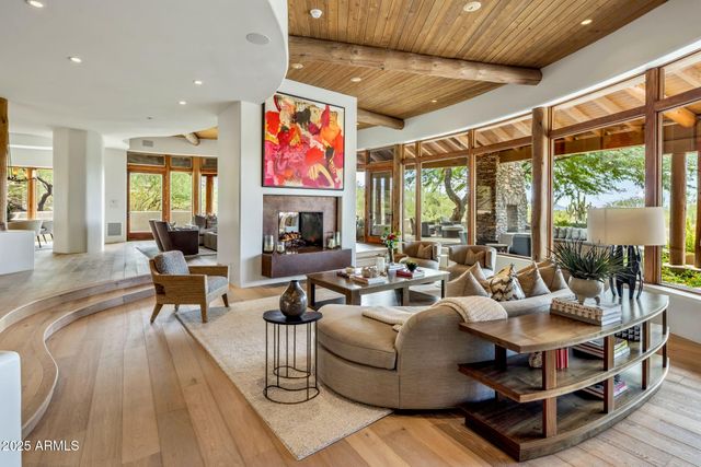 9290 E THOMPSON PEAK Parkway 463, Scottsdale, AZ 85255