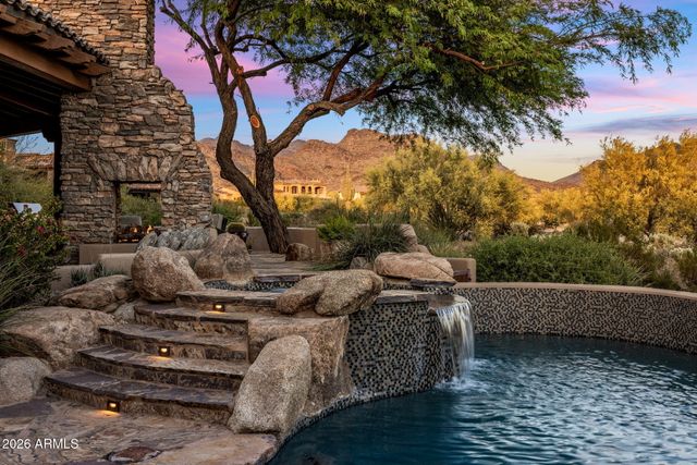 9290 E THOMPSON PEAK Parkway 463, Scottsdale, AZ 85255