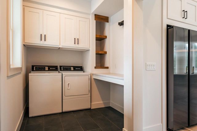 6624 Covered Bridge Trail, Sun Prairie, WI 53590
