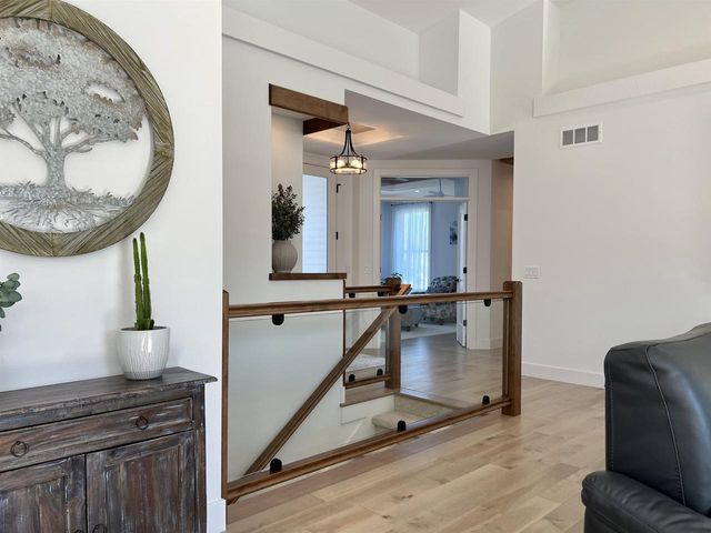 6624 Covered Bridge Trail, Sun Prairie, WI 53590