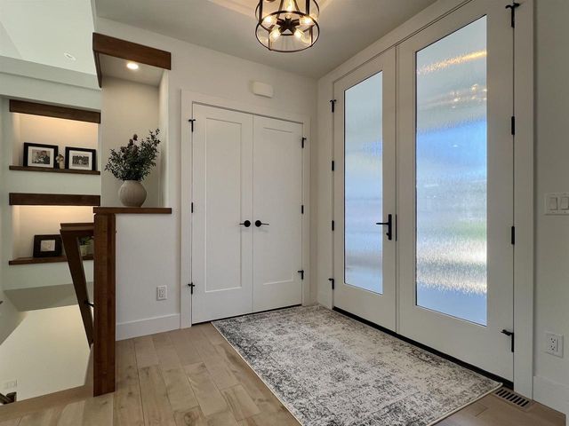 6624 Covered Bridge Trail, Sun Prairie, WI 53590