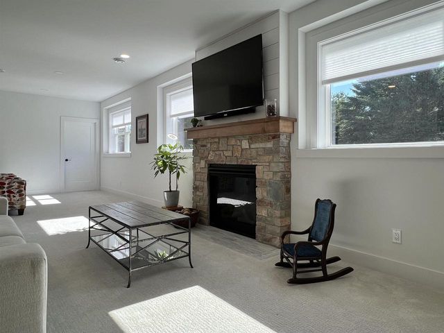 6624 Covered Bridge Trail, Sun Prairie, WI 53590
