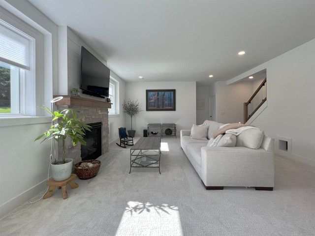 6624 Covered Bridge Trail, Sun Prairie, WI 53590