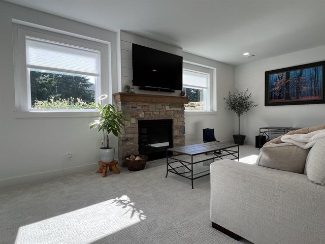 6624 Covered Bridge Trail, Sun Prairie, WI 53590