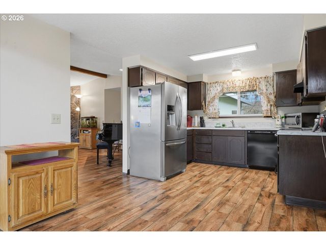 20070 Sw BLANTON St, Beaverton, OR 97078