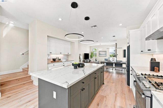 8540 Tailwind Ave, Newark, CA 94560