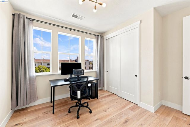 8540 Tailwind Ave, Newark, CA 94560