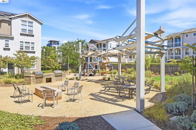 8540 Tailwind Ave, Newark, CA 94560