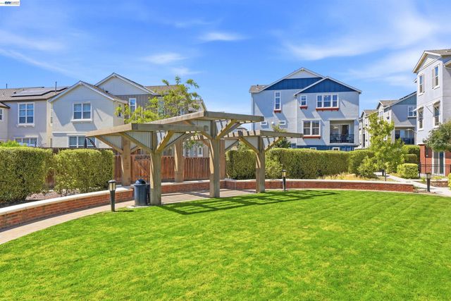 8540 Tailwind Ave, Newark, CA 94560
