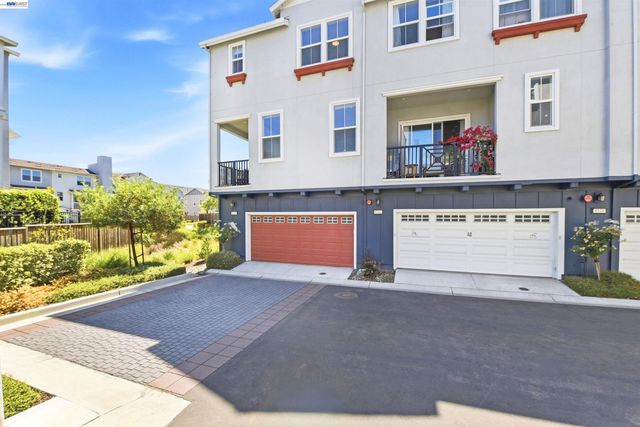 8540 Tailwind Ave, Newark, CA 94560