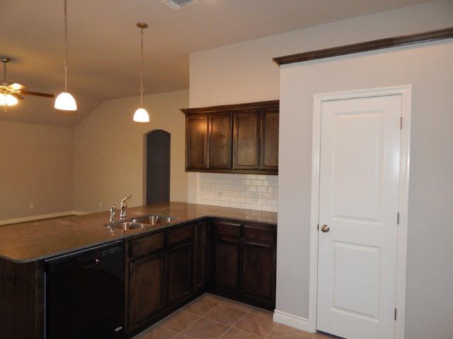 2429 NW 190th Street, Edmond, OK 73012